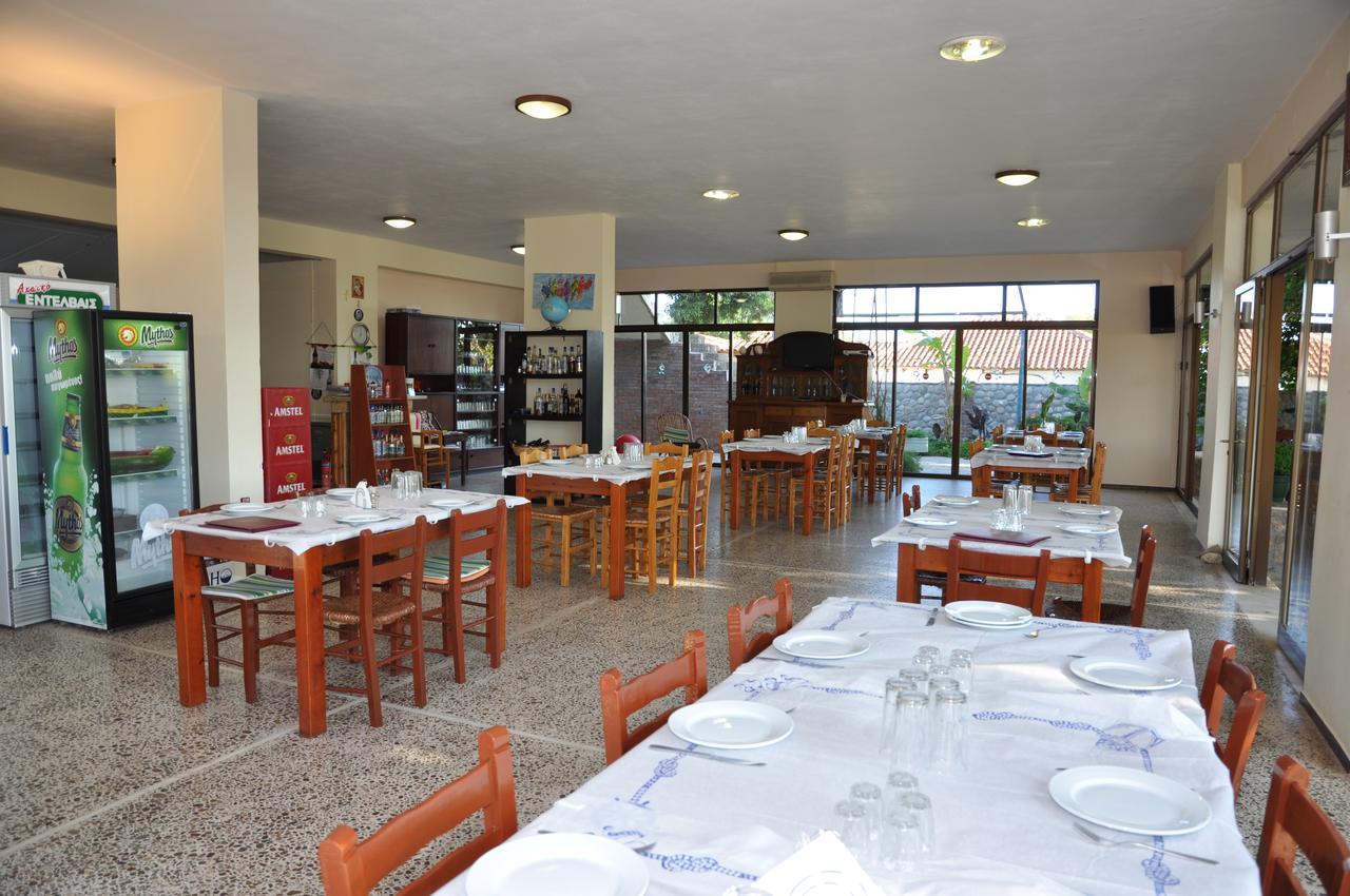 Hotel Dougas Arkoudi Ngoại thất bức ảnh